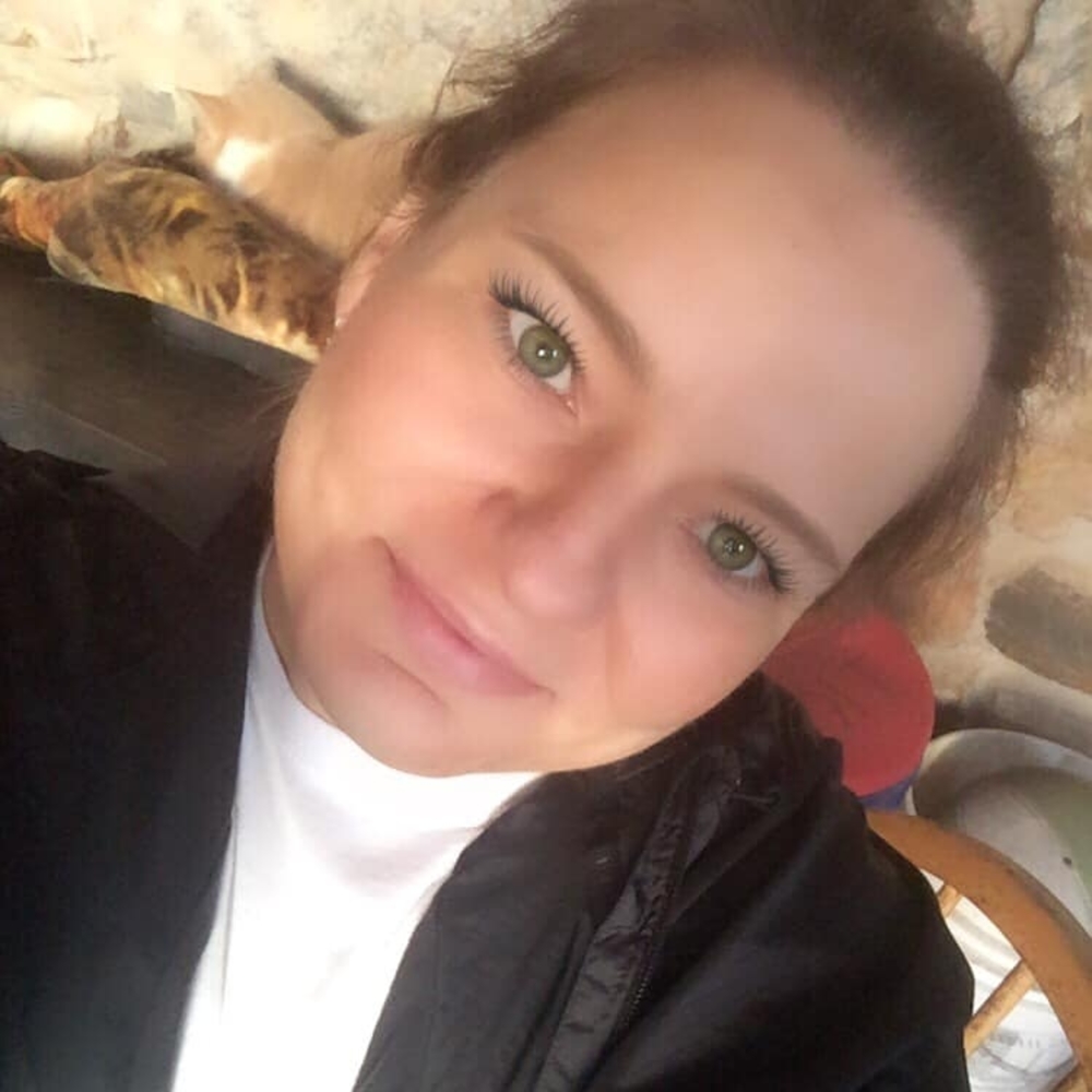 Meet your Posher, Melissa